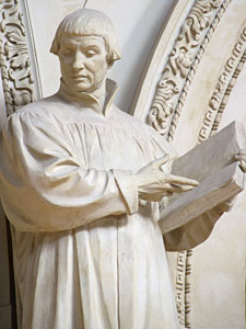 Statue des Reformators Ulrich Zwingli im Berliner Dom. (Foto: epd-Bild/Rolf Zöllner)