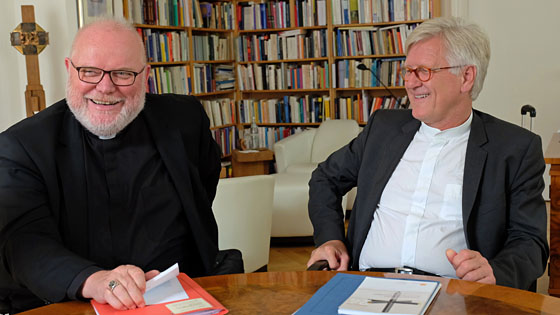 Vorsitzender der katholischen Deutschen Bischofskonferenz Reinhard Kardinal Marx und EKD Ratsvorsitzender Heinrich Bedford-Strohm. Foto: epd-Bild/Norbert Neetz
