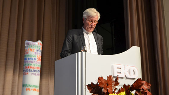 EKD-Ratsvorsitzender Heinrich Bedford-Strohm beim Bericht vor der EKD-Synode in Magdeburg