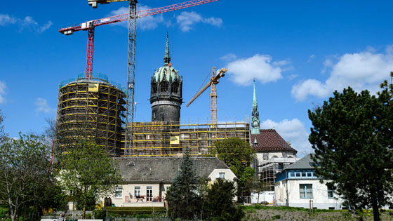 Schlosskirche Wittenberg mit Baugerüsten