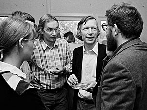 Christof Ziemer (2.v.r.) mit anderen Teilnehmern auf einer Synodentagung 1989 in Eisenach. (epd-Bild/Bernd Bohm)